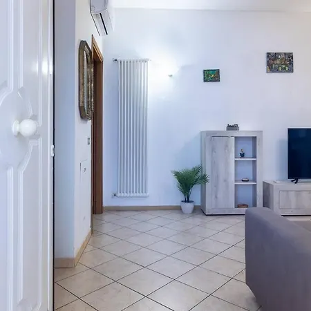 A Due Passi Dal Castello Ferrare