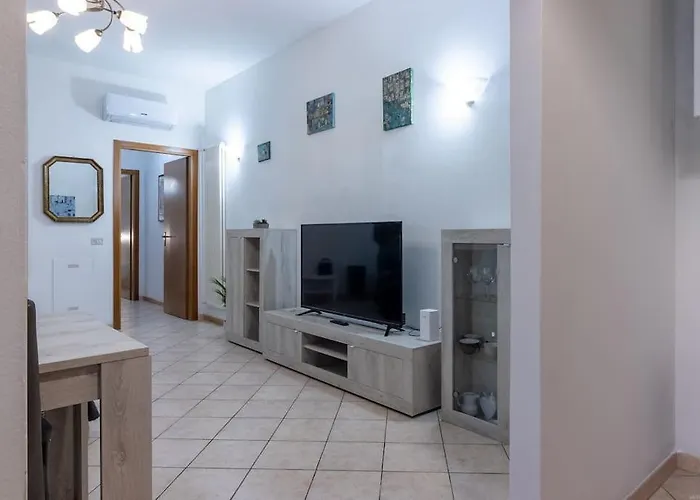 A Due Passi Dal Castello Apartament