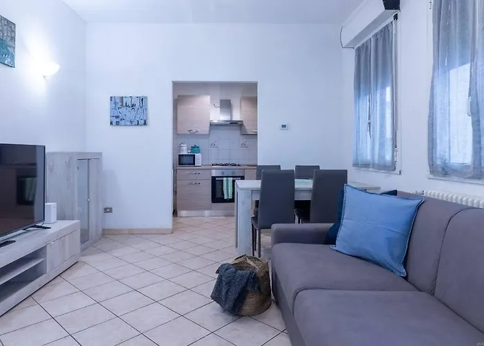 A Due Passi Dal Castello Apartament