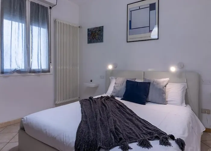 A Due Passi Dal Castello * Ferrara